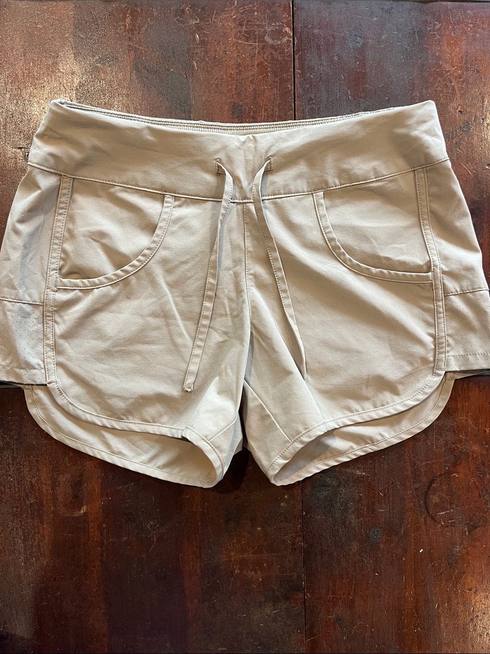 Magellan Outdoors Women's Beige Water-Repellent Fish Gear Shorts with Drawstring